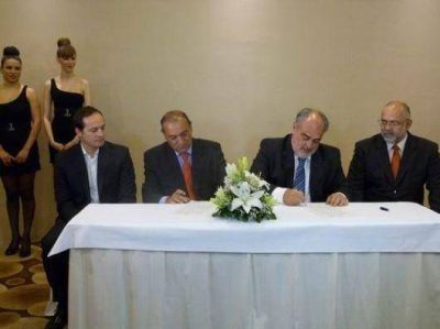 Por la inversi�n privada el turismo tiene m�s servicios