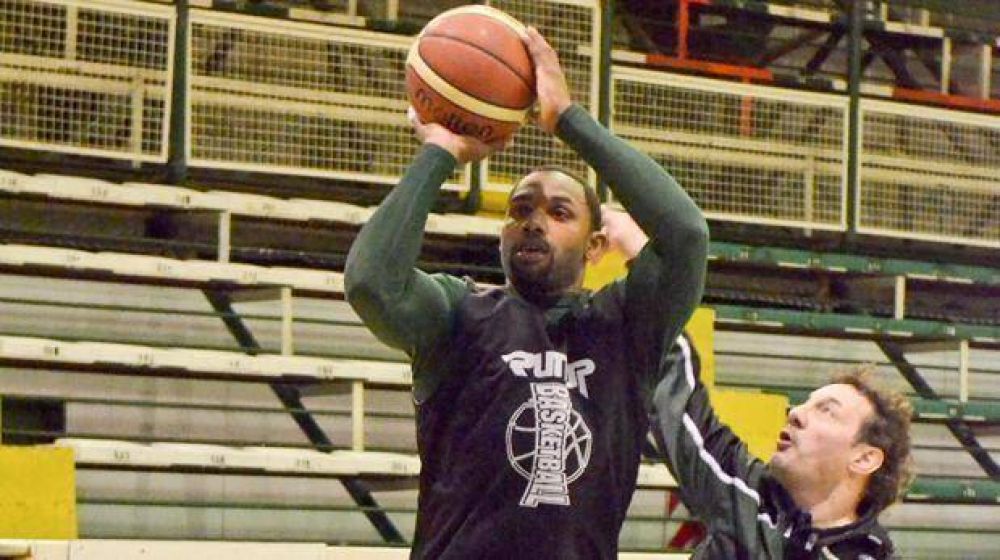 Gimnasia Indalo se presenta frente a su p�blico con el debut de Jackson