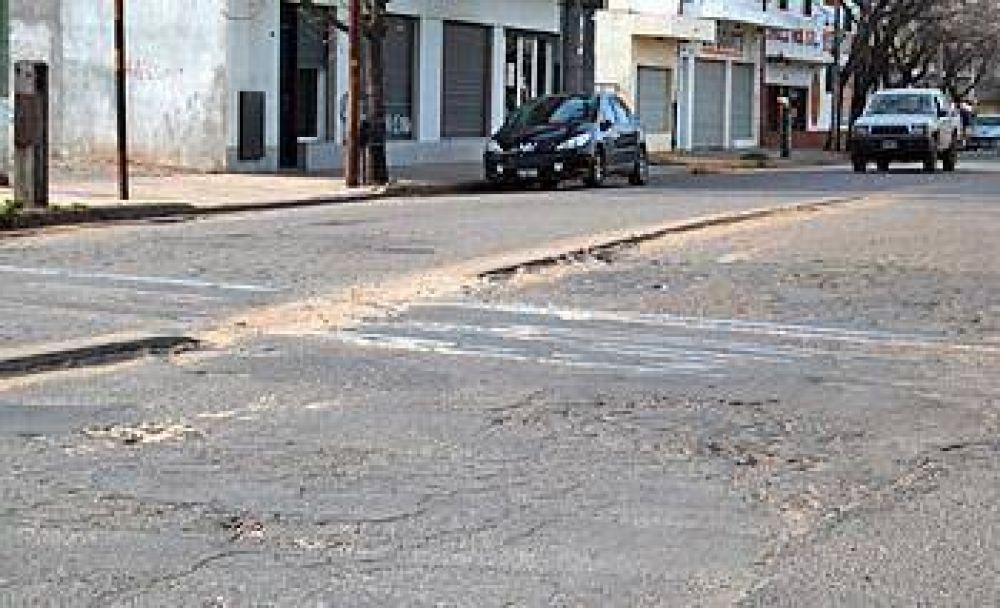 Sin definiciones en el proceso para reparar los accesos a la ciudad