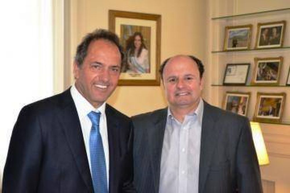 Guacone se reuni� con Scioli y pidi� por las rutas 1001 y 191