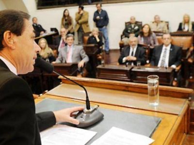 El Concejo debate el voto joven y avala la boleta �nica