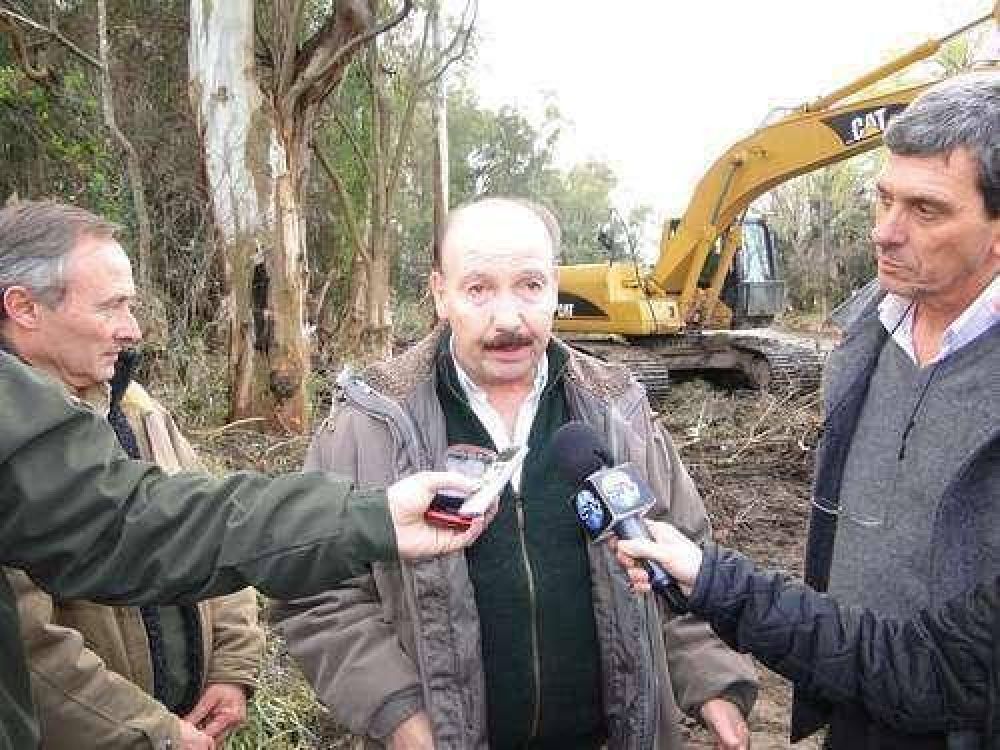 Inza recorri� las obras de corto plazo para prevenir inundaciones