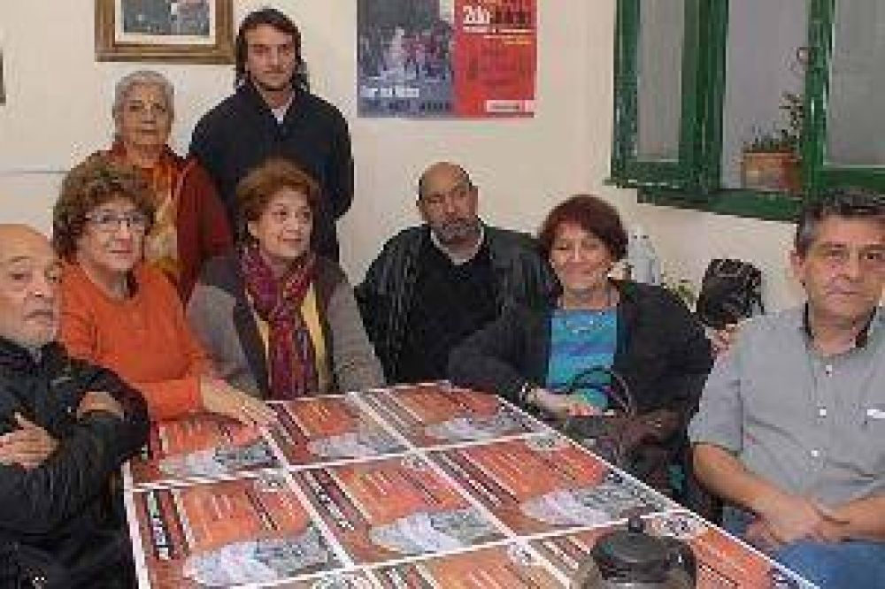 Almeida manifest� su apoyo a la Megacausa y pidi� "c�rcel com�n y perpetua a genocidas"