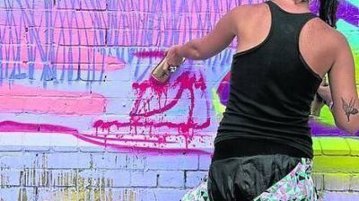 Con el grafiti, el arte urbano porte�o se muestra en Londres