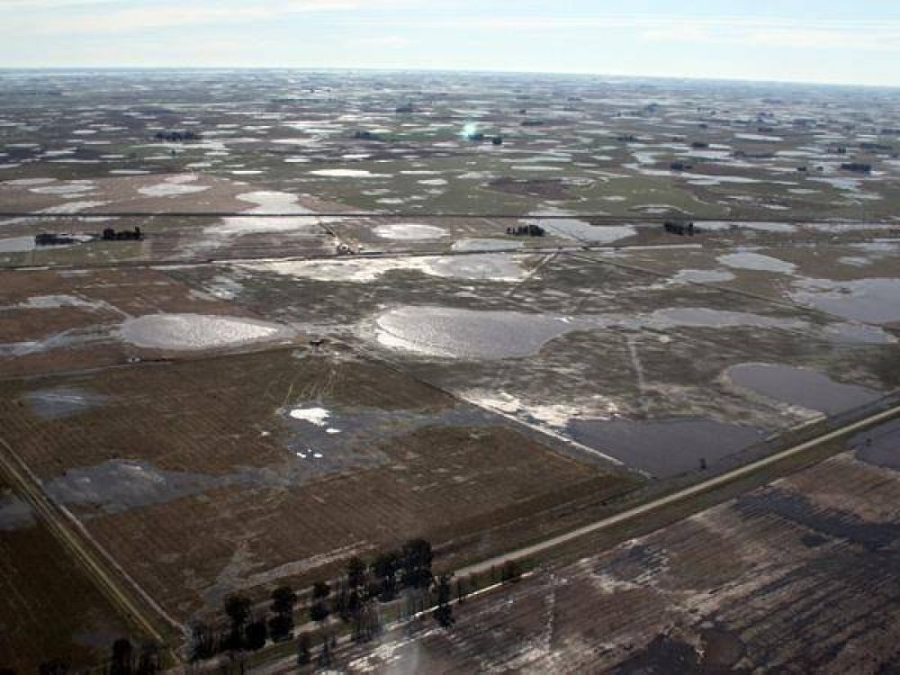 Llueve y se agravan las inundaciones en la provincia de Buenos Aires