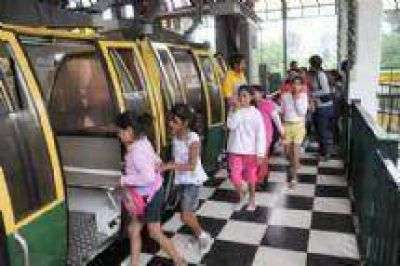 Ni�os de Casta�ares ser�n �Turistas por un d�a�