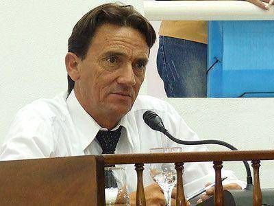  PRESIDENTE PER�N | INTERNA    Esp�nola asegur� que �el Pro local es disidente�