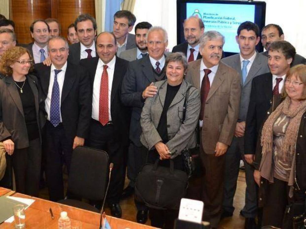 La Naci�n promete un ambicioso plan de obras p�blicas en la provincia