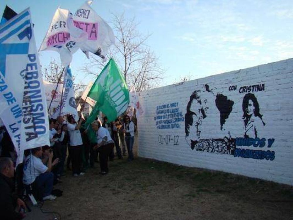 La l�nea de Jorge y las agrupaciones K preparan el acto en el All Boys