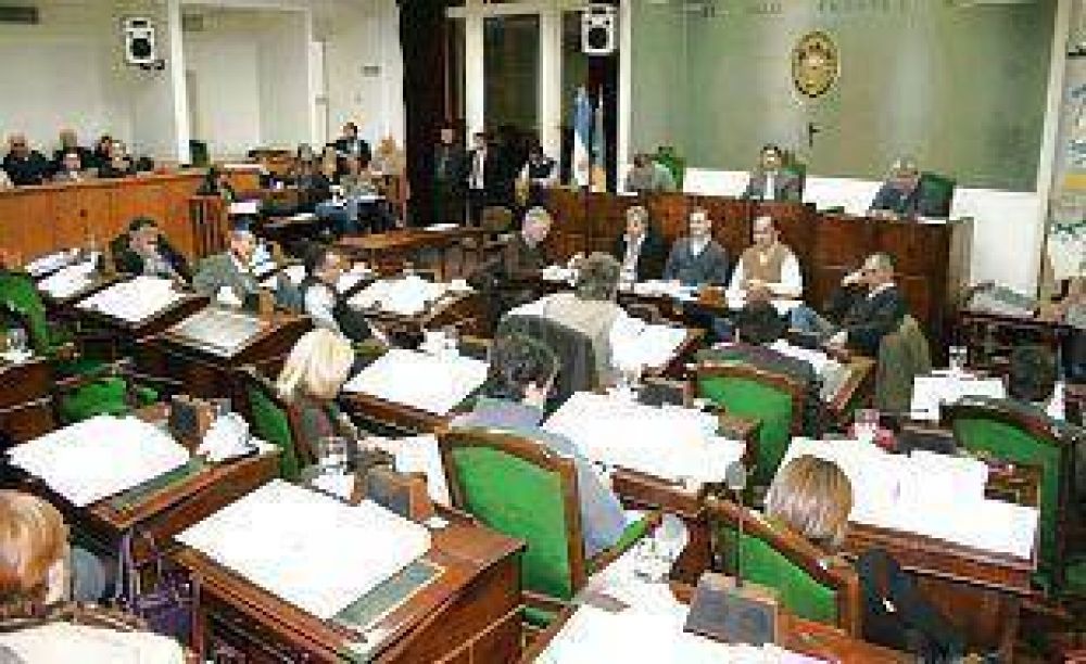 El HCD de Vicente L�pez condon� deuda de clubes y saldr� por los barrios