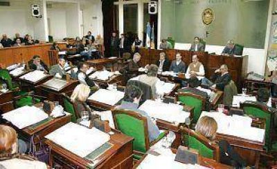 El HCD de Vicente L�pez condon� deuda de clubes y saldr� por los barrios