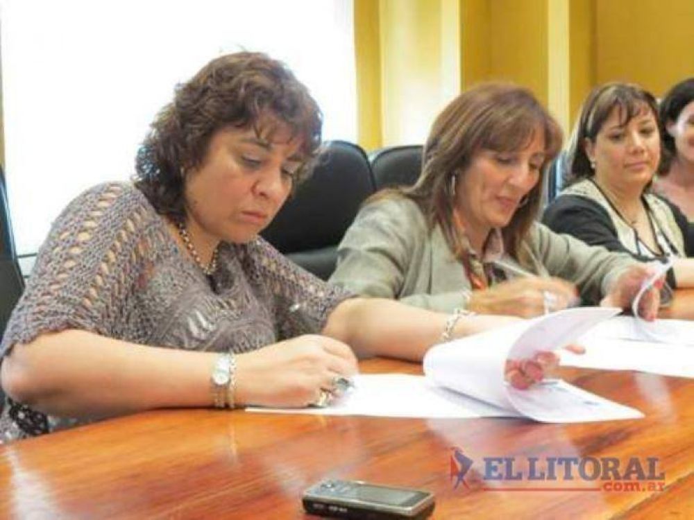 La Unne dictar� un profesorado en el Colegio de Abogados