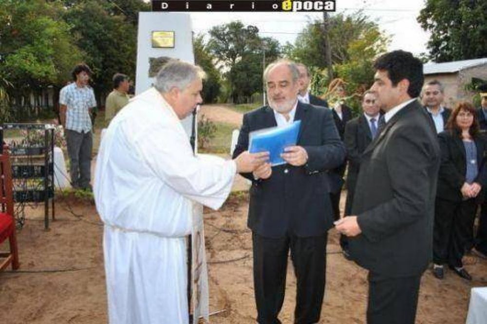 El Gobernador se pronunci� contra el �adoctrinamiento� en escuelas