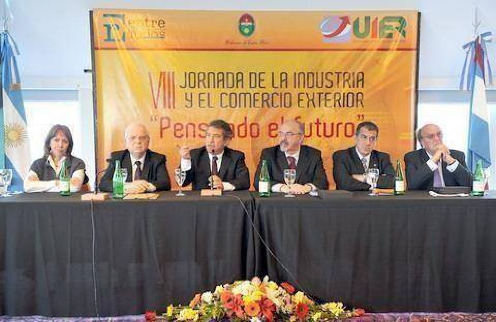 La Naci�n ratific� su respaldo en pol�ticas de capacitaci�n y promoci�n del empleo 
