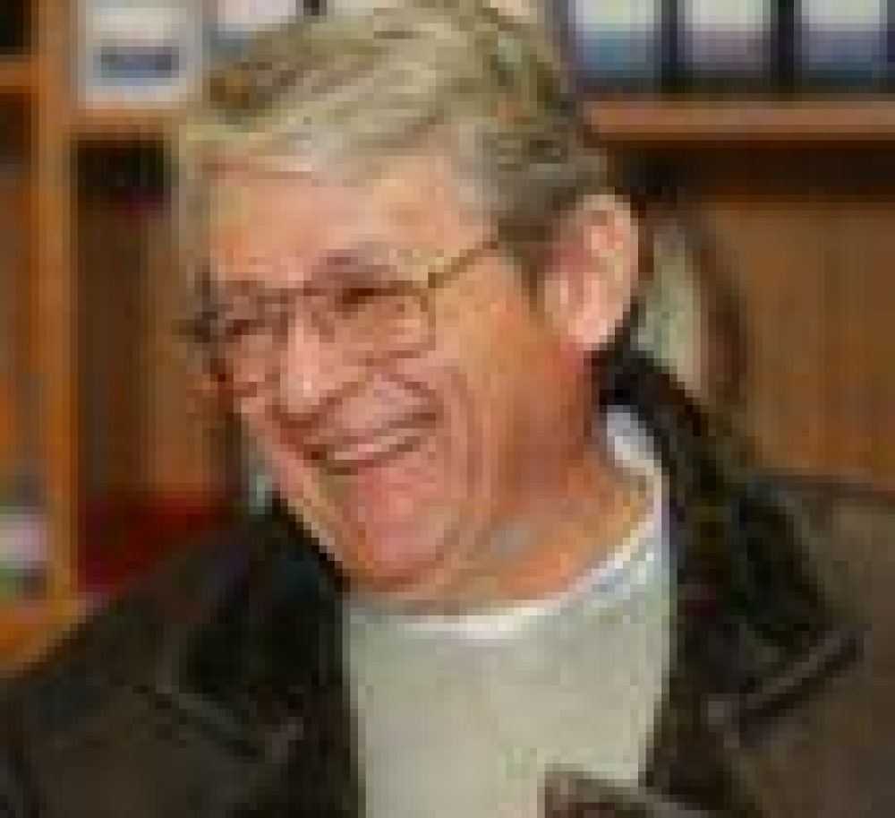 KUNKEL VOLVI� A CALIFICAR A MACRI DE VAGO 