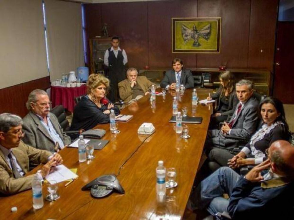 Votar a los 16: el debate divide las opiniones de especialistas