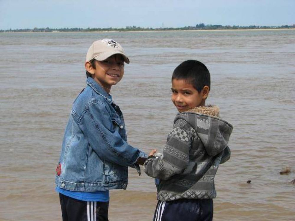 Parten los pescadores en busca del Tigre del Paran�  