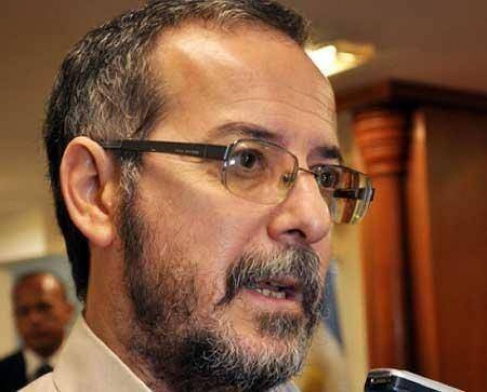 �Defender la Constituci�n es decirle no a la re-reelecci�n�