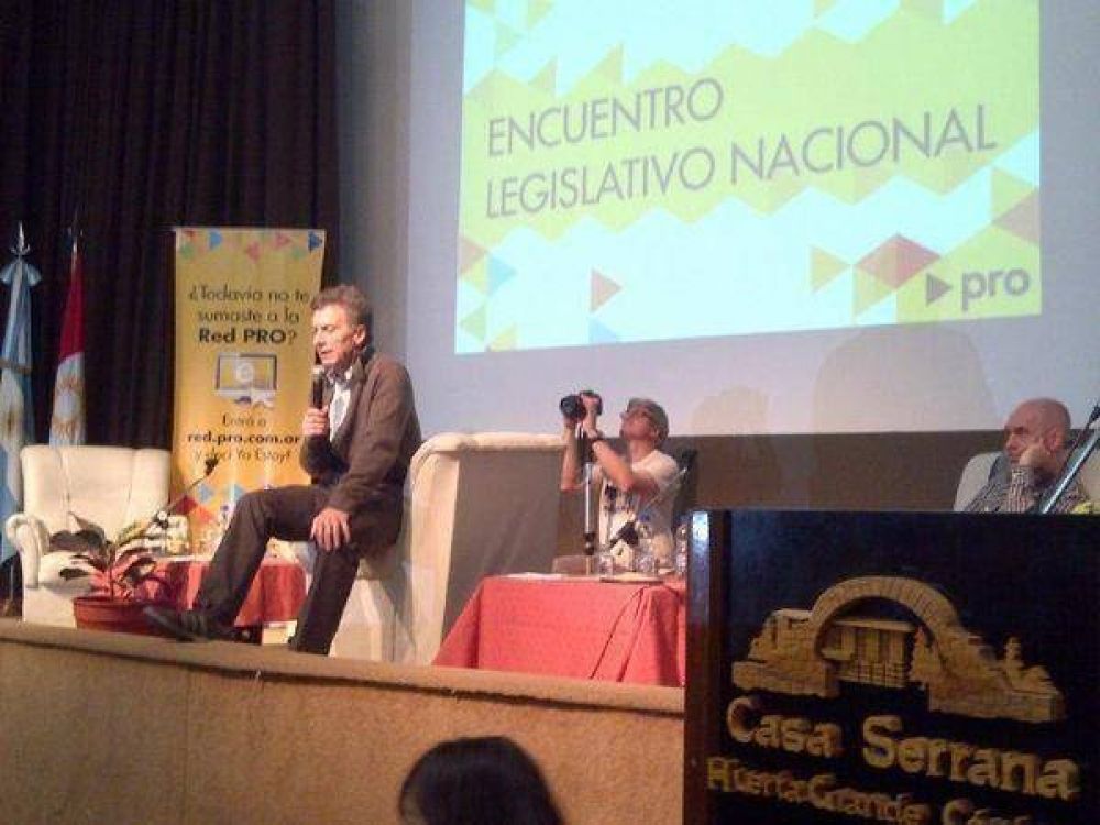 Macri llam� a la tropa del PRO a recorrer el pa�s sin "miedo" al kirchnerismo