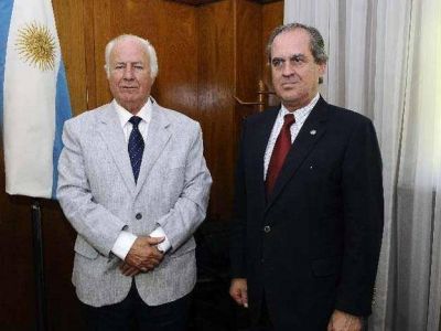 La Corte pretende $1.300 millones de base para aceptar la autarqu�a