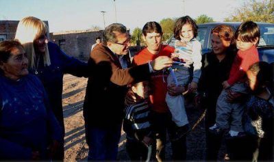 Entregaron viviendas en Vichigasta