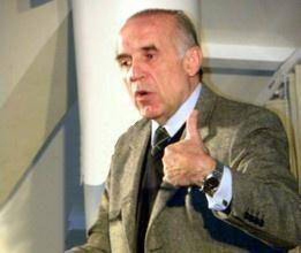 Passaglia anunci� la compra de cien c�maras  