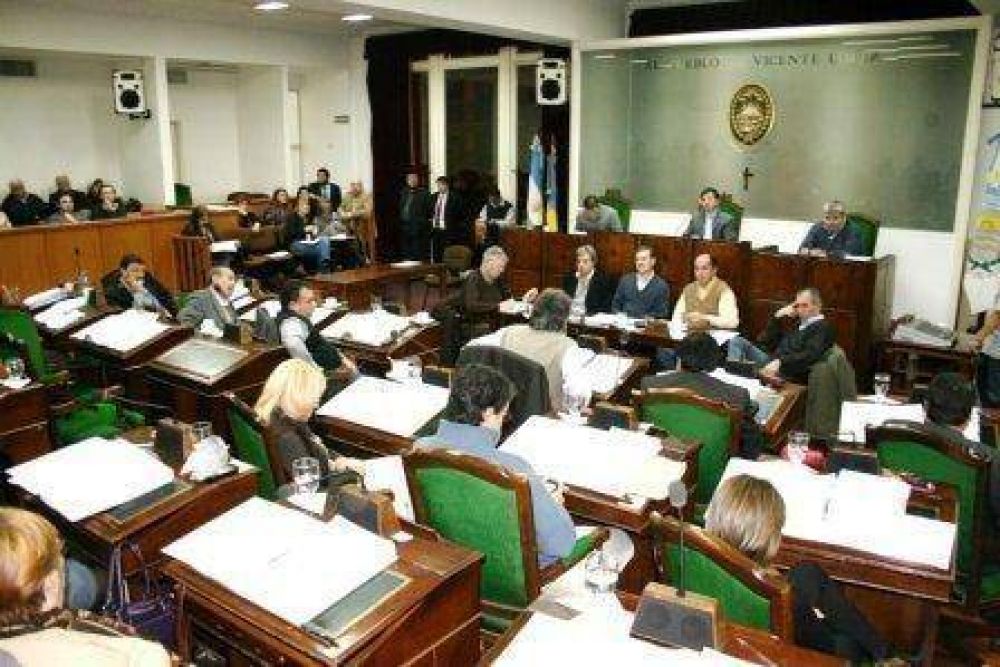 Condonan y ex�men de deudas a los clubes en Vicente L�pez.
