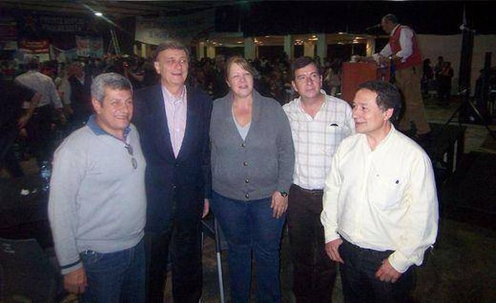 Binner y los mximos referentes del FAP, presentes en San Martn