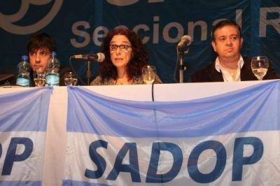 �Es una verg�enza que no tengamos negociaci�n colectiva�