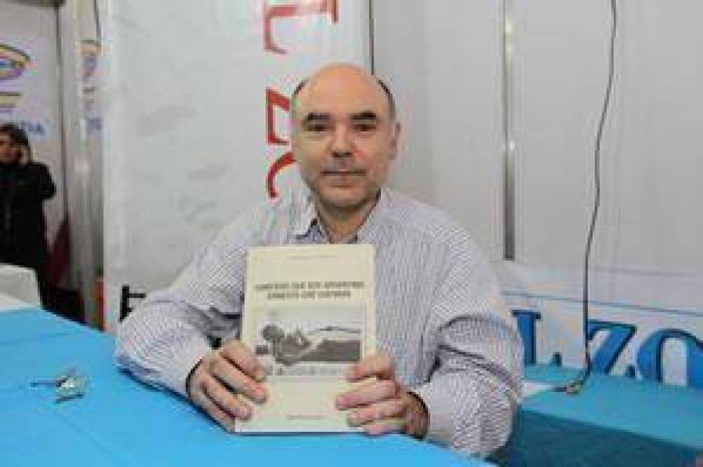 Fernando Agrazo: �En 1949, el Che Guevara pas� por San Juan�