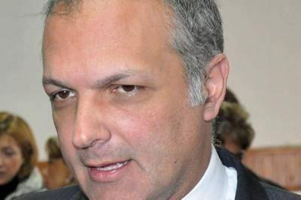 �El que quiere la pulpa tiene que hacerse cargo tambi�n del hueso� dijo Buzzi