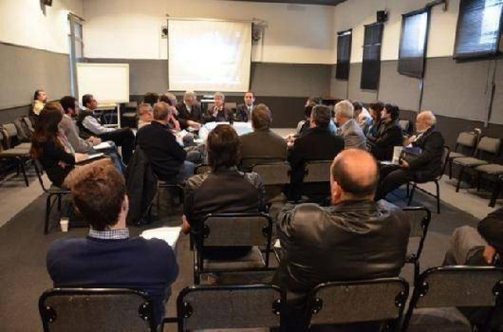 La Facultad de Ingenier�a fue sede del Encuentro del Plan Estrat�gico Productivo 2020