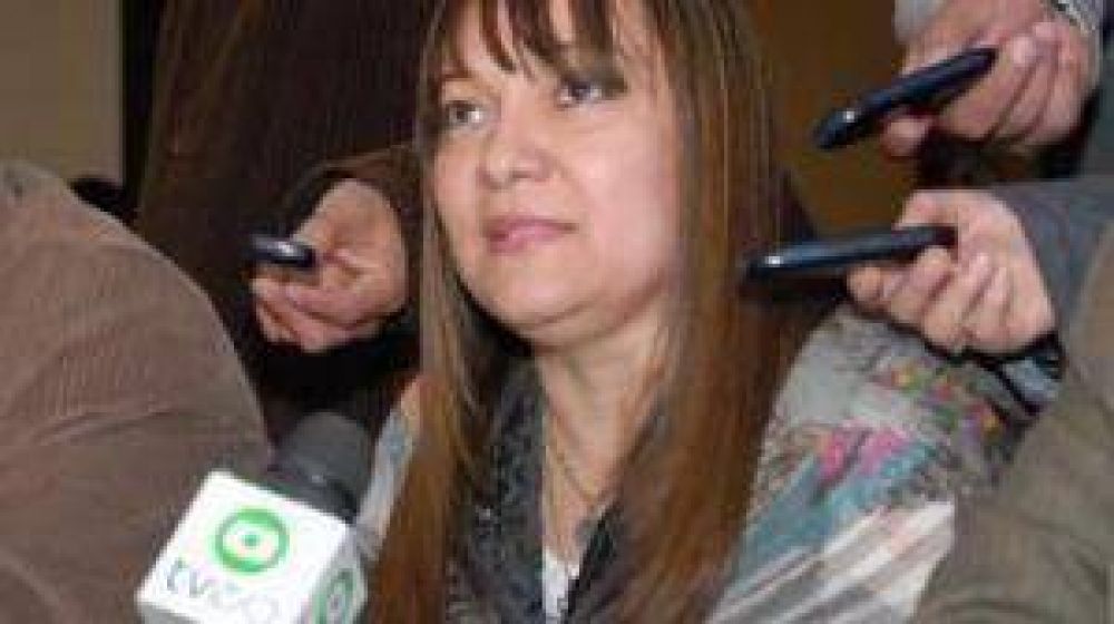 �El sector empresario y profesional se ve afectado por la crisis oliv�cola�