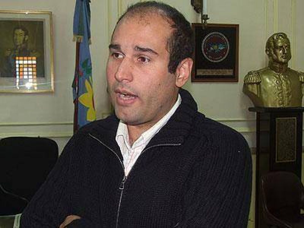 Lanus: Amore remarc� que �el problema es de todos los municipios�