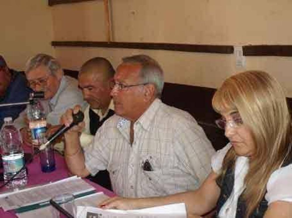 Sampayo: Capitanich va en sat�lite y todo su entorno en tortuga