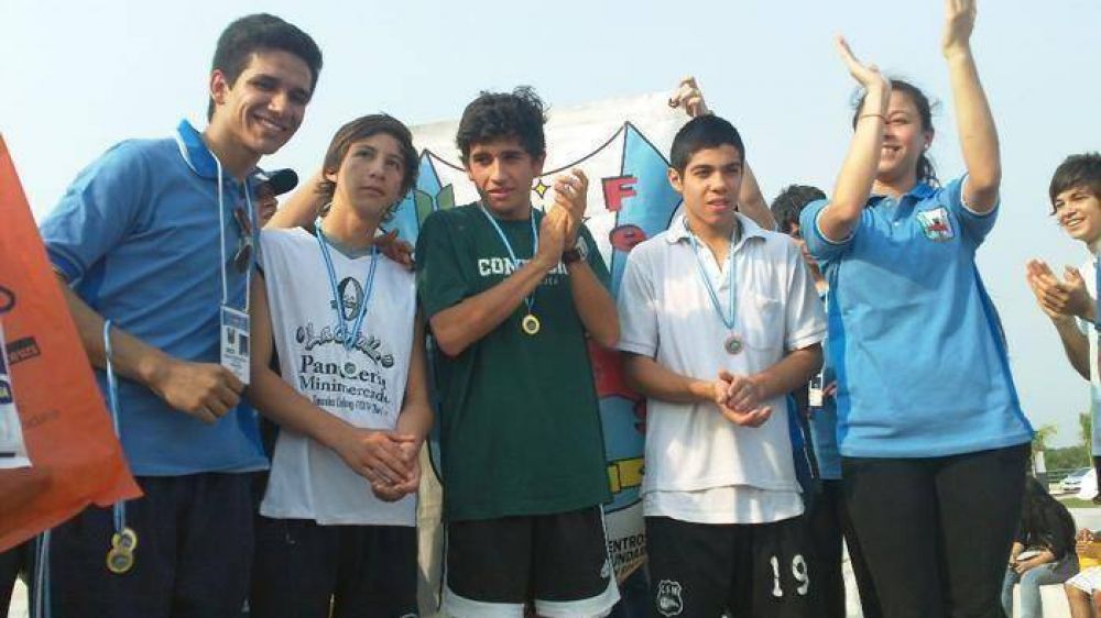 Exitoso marat�n estudiantil en la costanera