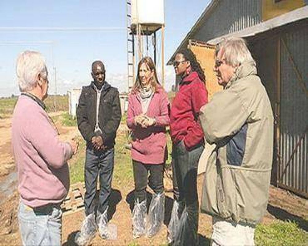Investigadores sudafricanos expusieron en el INTA