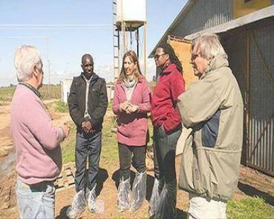 Investigadores sudafricanos expusieron en el INTA