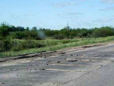 Demandan la reparaci�n de la ruta 127 que en gran parte est� destruida