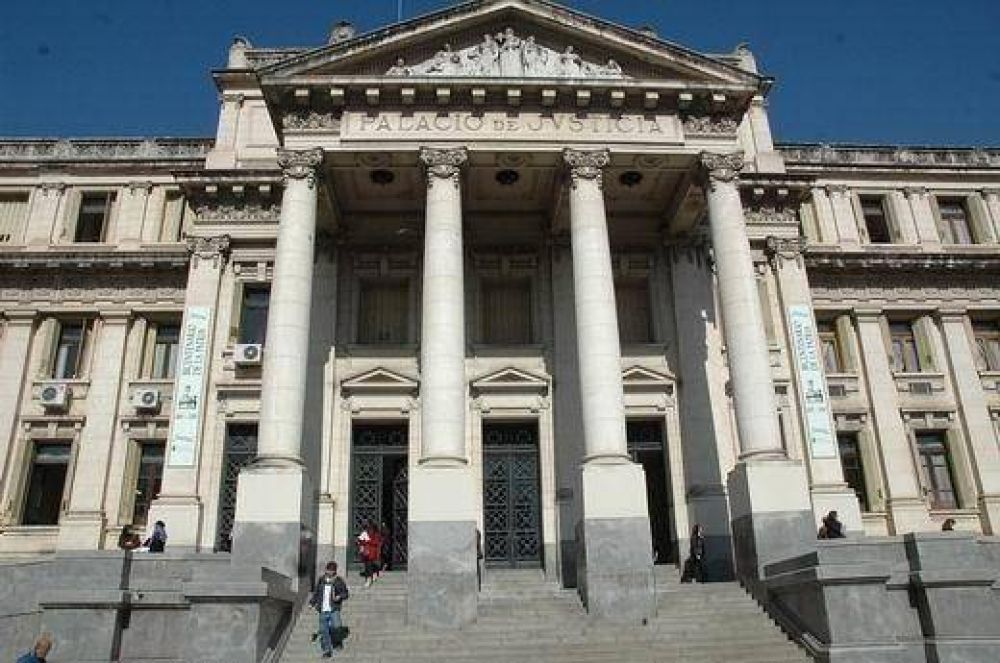 Intiman a De la Sota y a vocales del TSJ para que activen Jury contra la fiscal Failla
