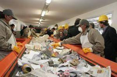 Exitosa venta de materiales recuperados