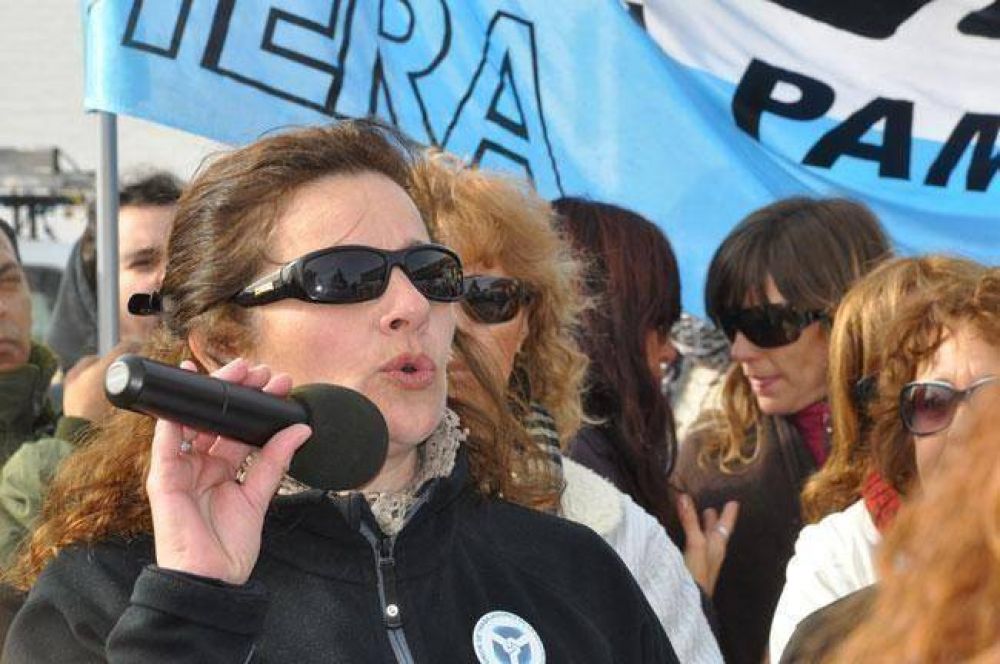 UTELPa: "el gobierno debe dar respuesta a los docentes"