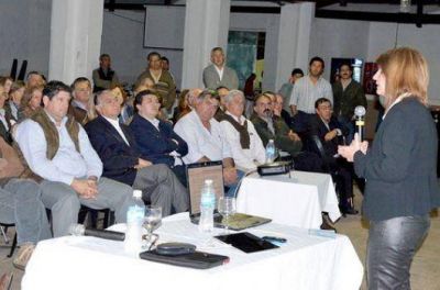 Cassani pidi� participar en los cambios sociales