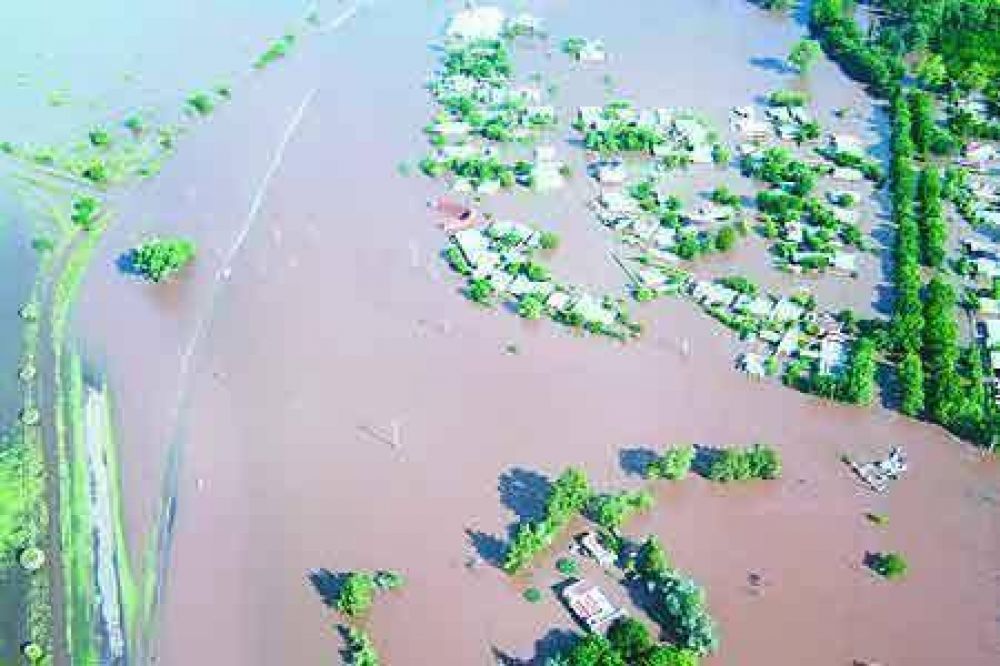 La falta de obras agrav� la inundaci�n