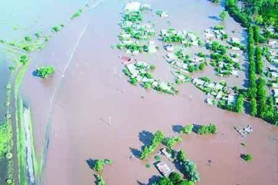 La falta de obras agrav� la inundaci�n