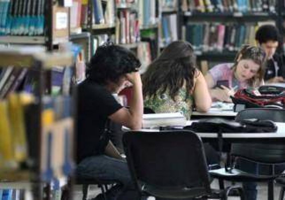 La universidad, desbordada por la matr�cula y la falta de espacios 