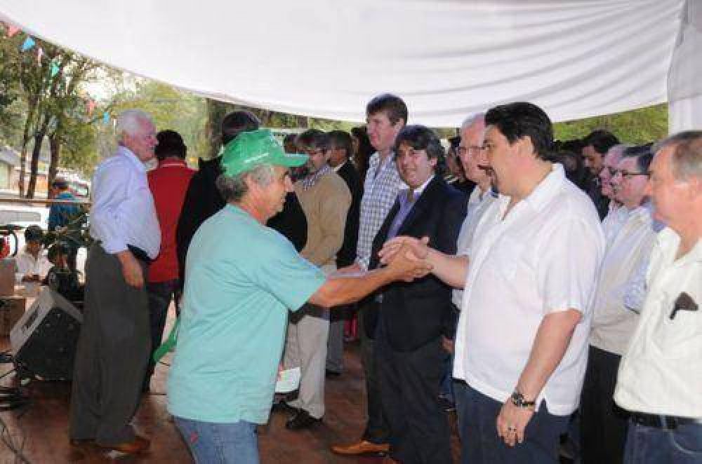 Closs: �Los agricultores son una pieza fundamental para que Misiones sea hermosa a los ojos del mundo�