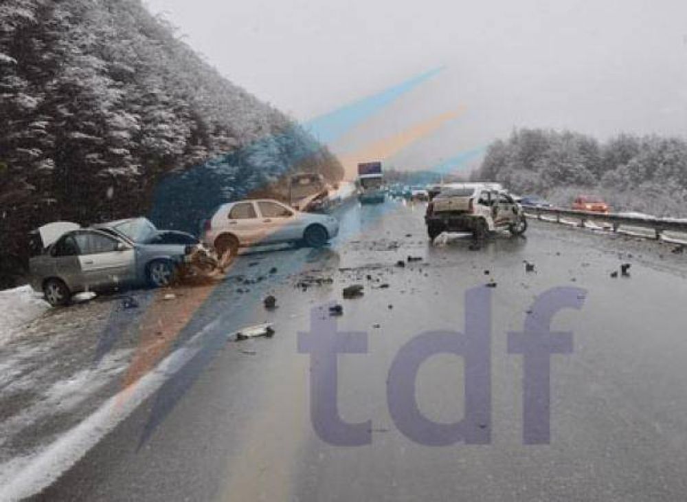 Numerosos heridos dej� un triple accidente sobre la ruta 3 a la salida de Ushuaia