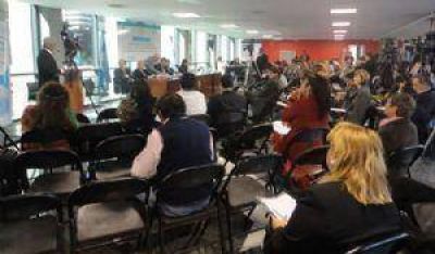�Las leyes no cambian formas de vida, ni las promueven�