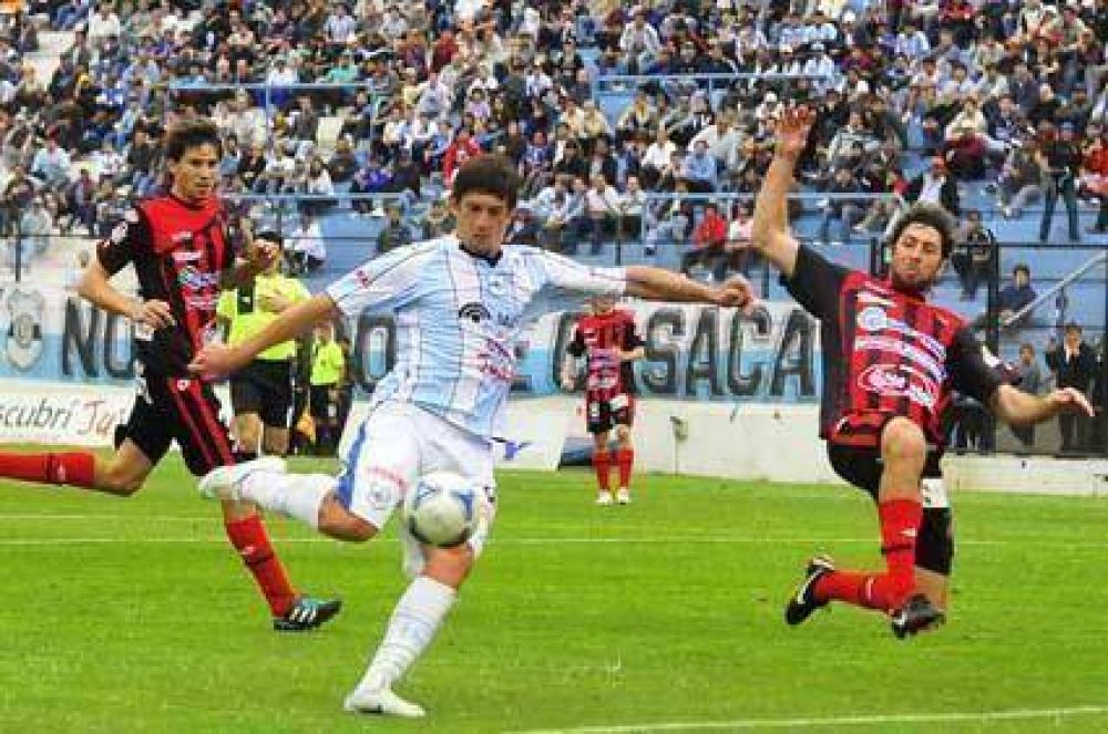 Gimnasia y Esgrima de Jujuy El Lobo sonri� por primera vez